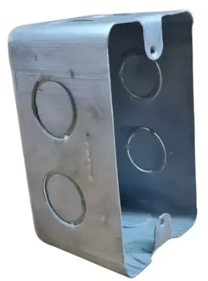 Caja Rectangular con Rosca a Tierra Prof Aluminizada sin Marca