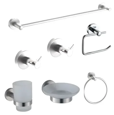 Linea Exo - Conjunto 6 Unidades - Cromado: Percha, Toallero Barral, Porta Rollo, Porta Cepillos, Jabonera y Toallero Aro. - Vann